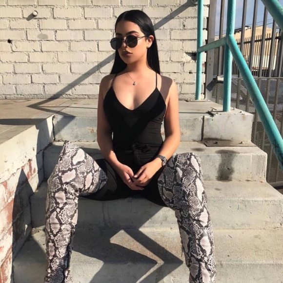 VINTAGE ROUND RETRO SUNGLASSES NWOT - Picture 6 of 6